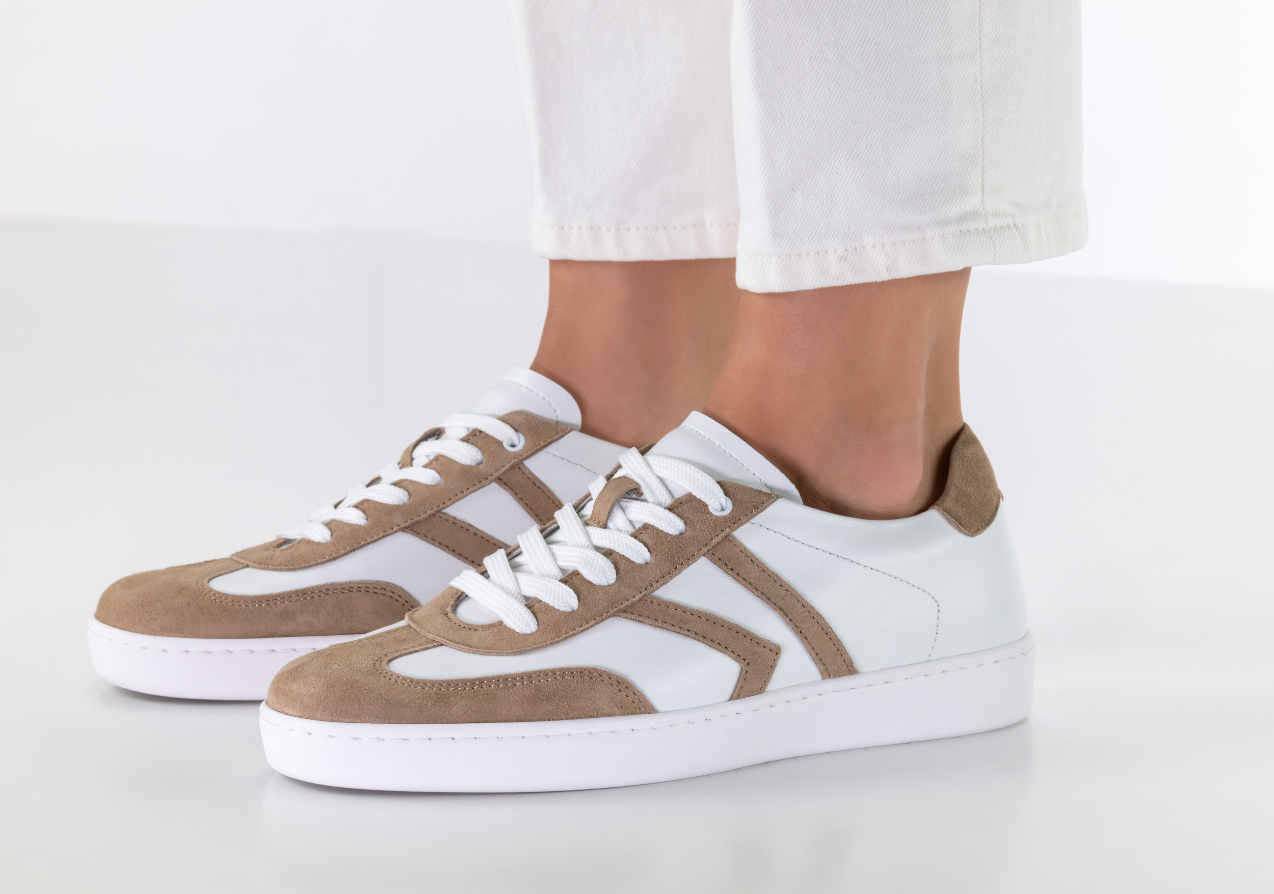 Lacey Nappa Weiß/ Taupe